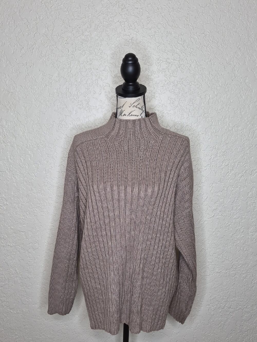 Abercrombie & Fitch Sweater Tan Size XL